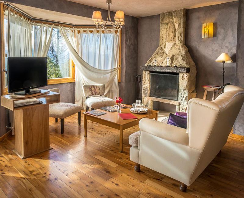 Lirolay Suites - Apart Hotel San Carlos de Bariloche Esterno foto